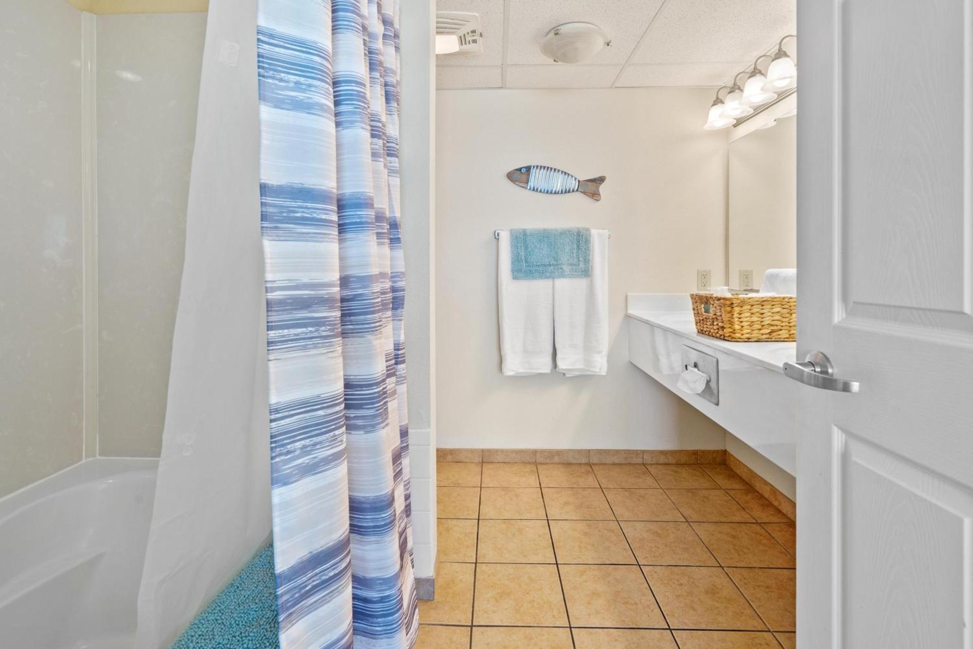 Вилла 2501 S Ocean Blvd, 0211 - Ocean Front Sleeps 8 Миртл-Бич Экстерьер фото